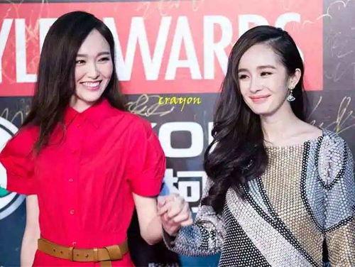 唐嫣杨幂最新爆料视频,幕后故事与情感纠葛  第3张 唐嫣杨幂最新爆料视频,幕后故事与情感纠葛  第3张